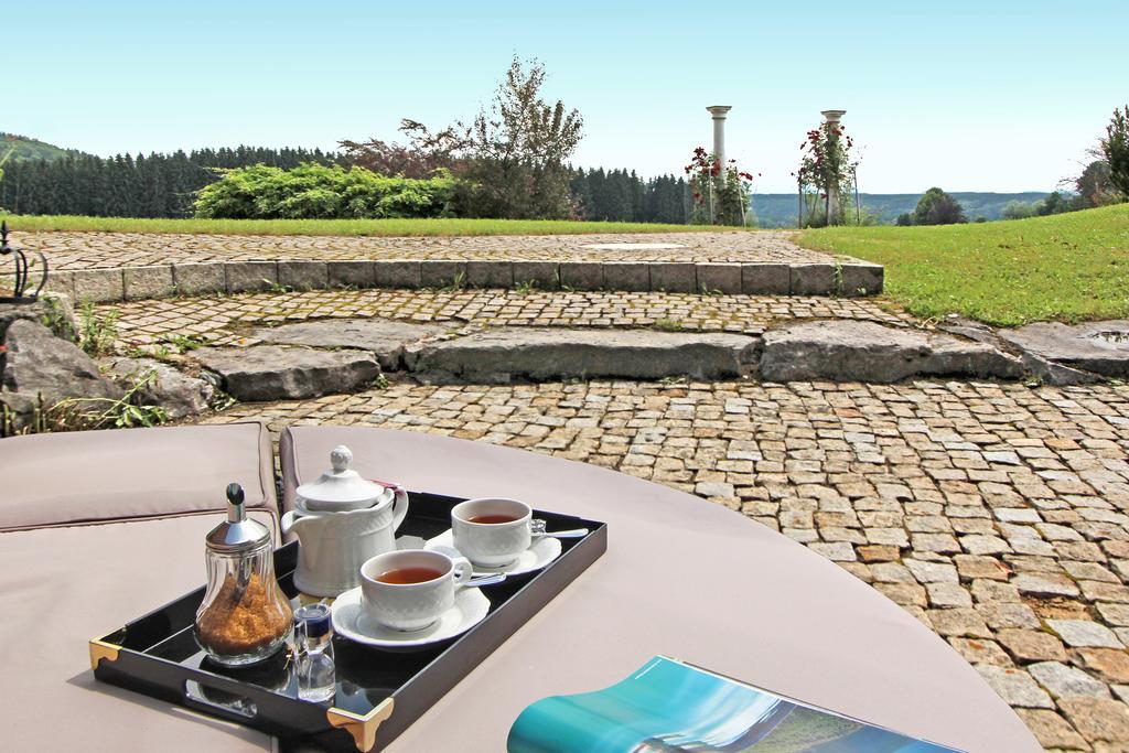 Gaestehaus Schloss Kronburg Luaran gambar